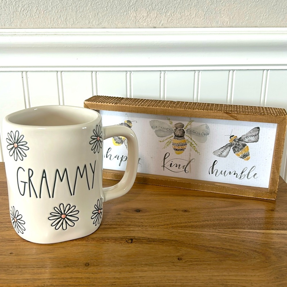 NEW Rae Dunn Mother’s Day GRAMMY mug